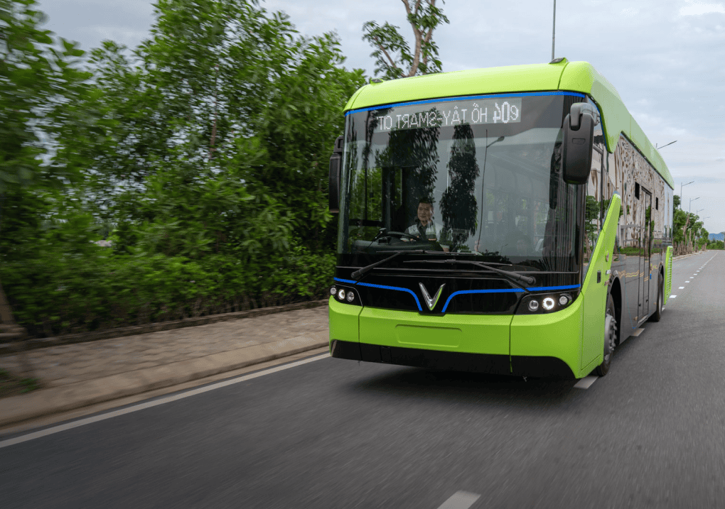 Xe buýt điện VinBus (ảnh giới thiệu phương tiện)
