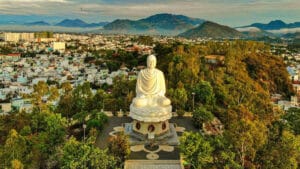 CẨM NANG CHUẨN BỊ HÀNH LÝ ĐI DU LỊCH NHA TRANG 2026: CHECKLIST ĐẦY ĐỦ TỪ A-Z CHO DÂN DU LỊCH TỰ TÚC