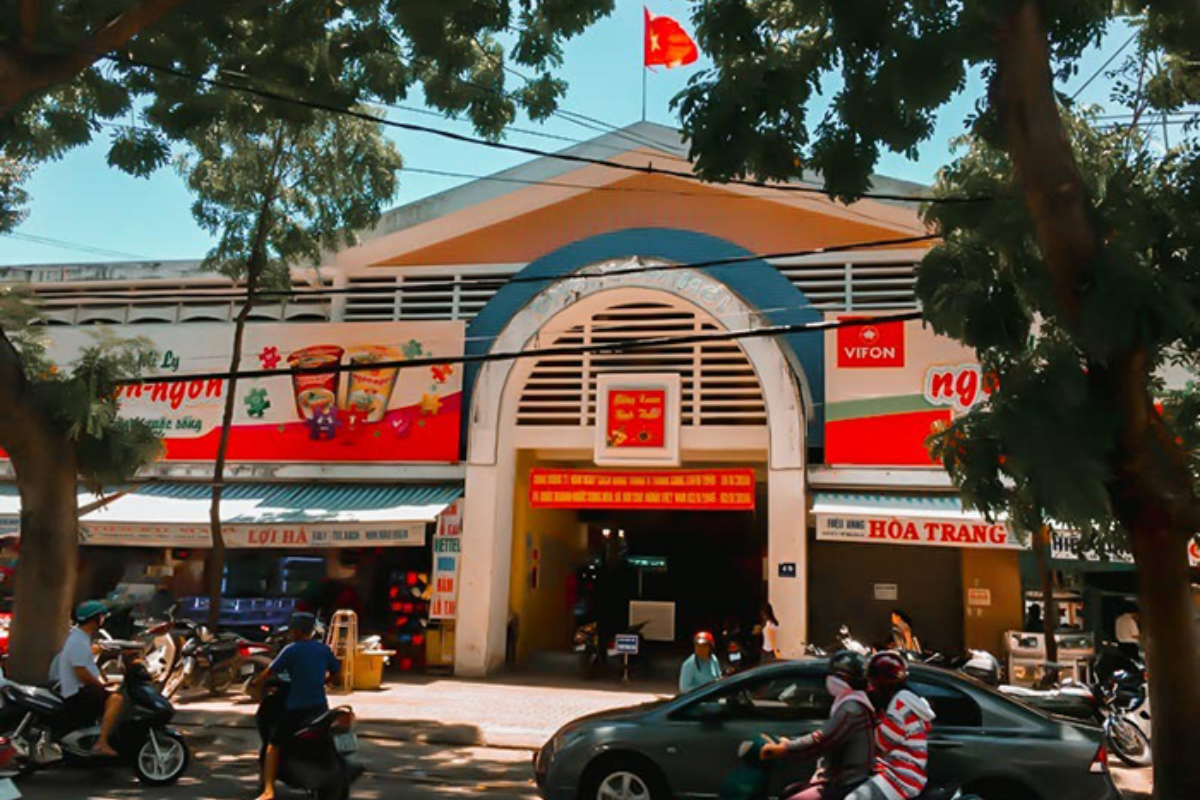 Mua đặc sản nha trang làm quà tại Chợ Đầm