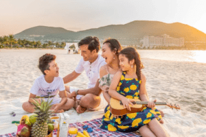 Vé VinWonders Dành Cho Người Cao Tuổi Quy Định Mới?