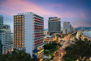 Nha Trang về đêm – thành phố biển đáng đến cho gia đình