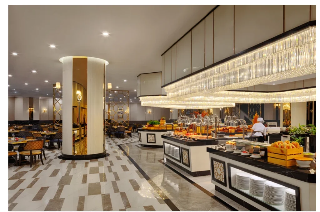 Buffet sáng thượng hạng tại Melia Empire Nha Trang
